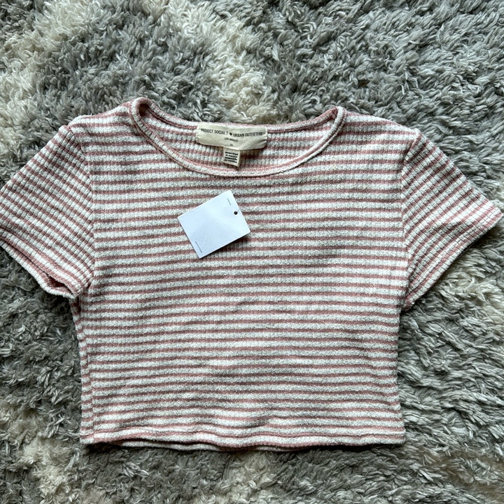 NWT Urban Outfitters Cropped Tee